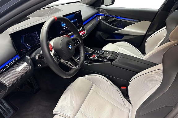 BMW M5 9 of 16