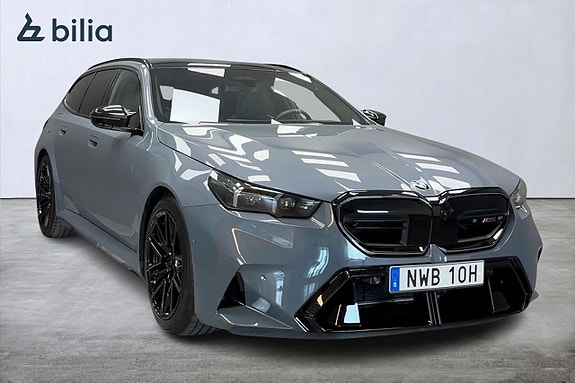BMW M5 2 of 16