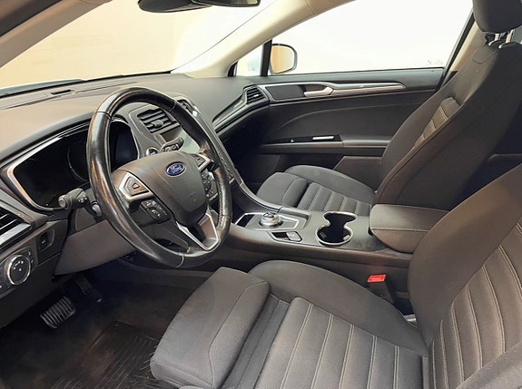 Ford Mondeo 5 of 12