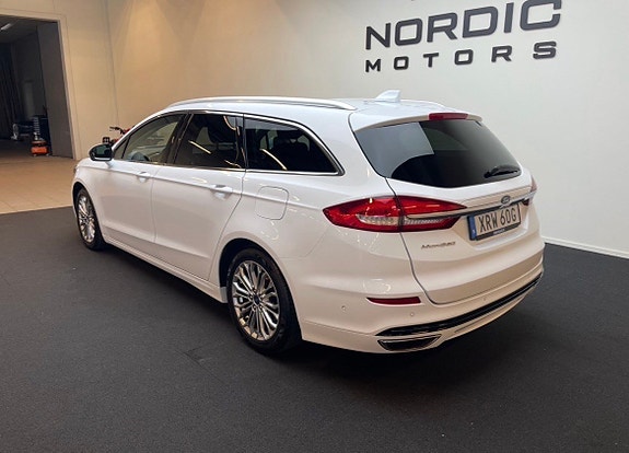 Ford Mondeo 3 of 5
