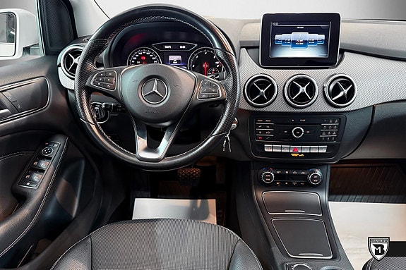 Mercedes-Benz B180 8 of 10