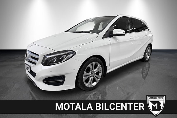 Mercedes-Benz B180 3 of 5