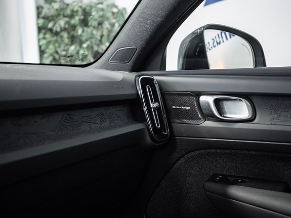 Volvo C40 9 of 13