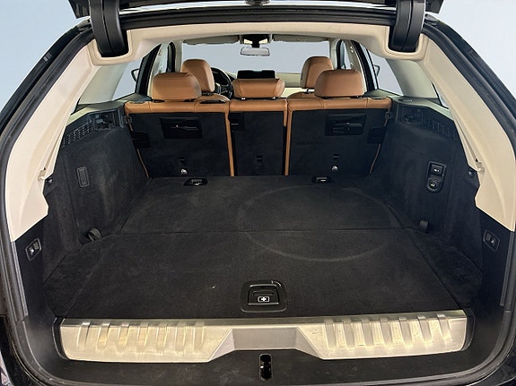 BMW 530e 12 of 18