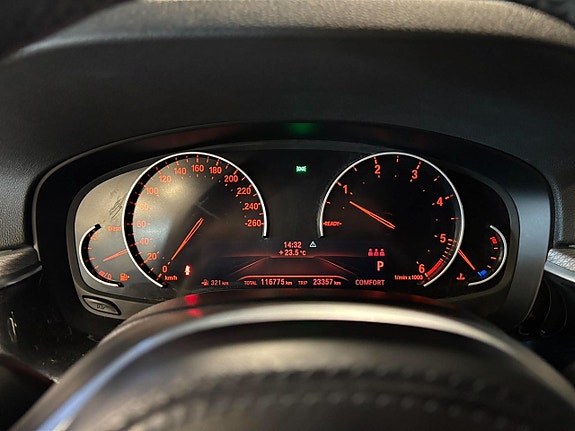 BMW 520 17 of 25