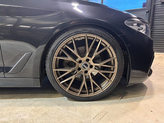 BMW 520 24 of 25