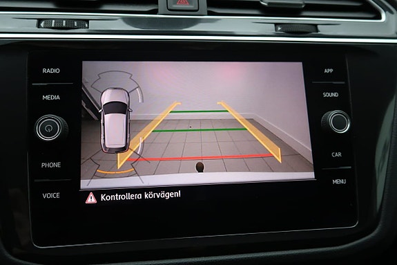Volkswagen Tiguan 21 of 23