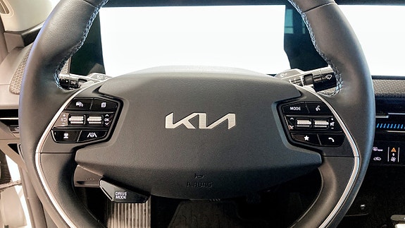 Kia EV6 15 of 16