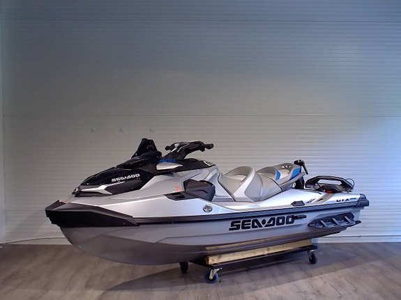 Sea-Doo GTX 300 -2021 med 32 timmar Garmin GPS & Högtalare