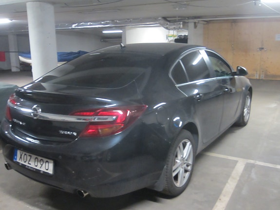 Opel Insignia 2 of 5