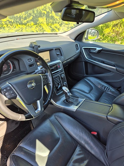 Volvo V60 5 of 5
