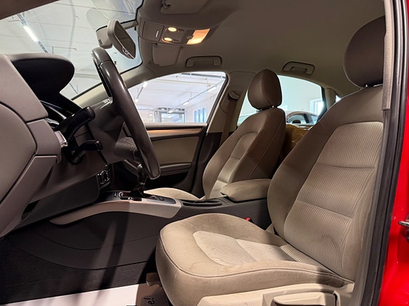 Audi A4 9 of 15