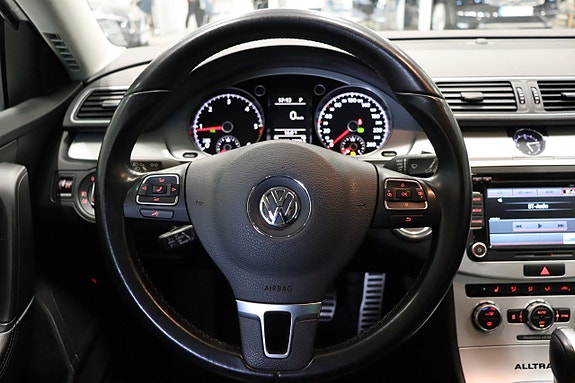 Volkswagen Passat Alltrack 10 of 19