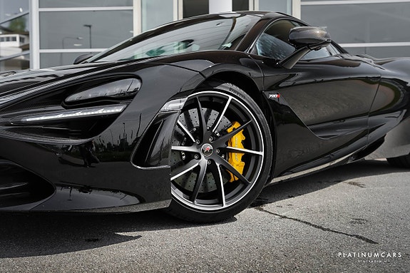 McLaren 720S 26 of 26