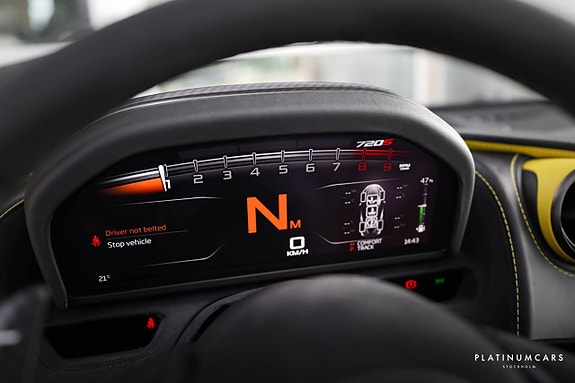 McLaren 720S 9 of 26