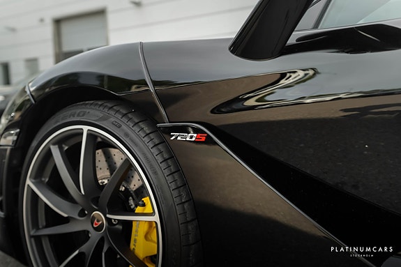 McLaren 720S 19 of 26