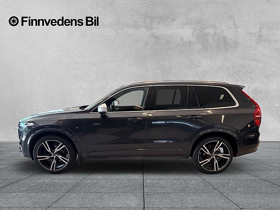 Volvo XC90 2 of 5