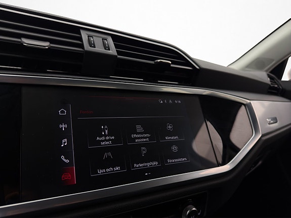 Audi Q3 20 of 30
