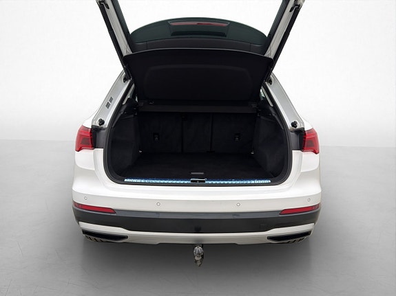 Audi Q3 10 of 30