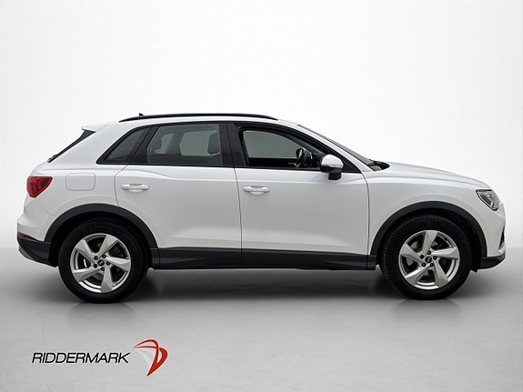 Audi Q3 9 of 30