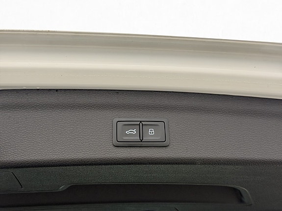 Audi Q3 25 of 30