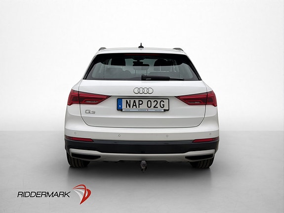 Audi Q3 6 of 30