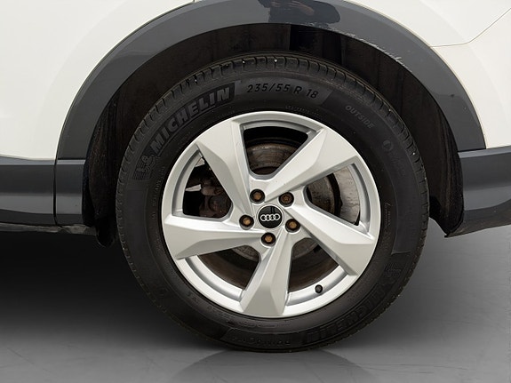 Audi Q3 28 of 30