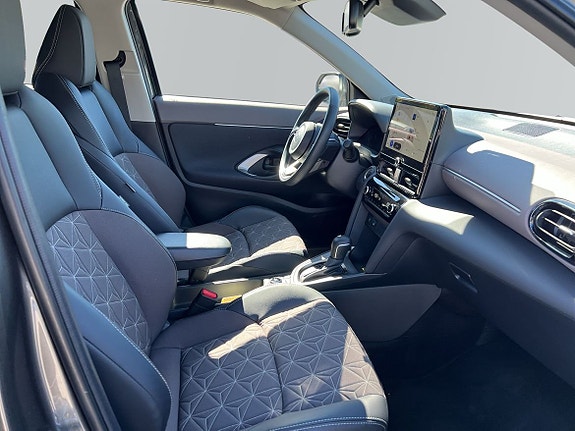 Toyota Yaris Cross 6 of 11