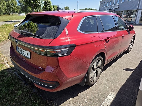 Volkswagen Passat 4 of 4