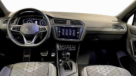 Volkswagen Tiguan 10 of 22