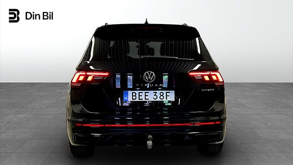 Volkswagen Tiguan 5 of 5