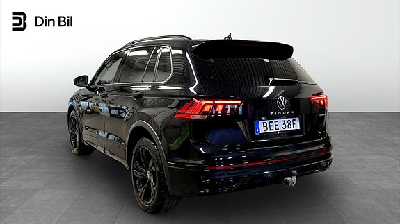 Volkswagen Tiguan 3 of 5
