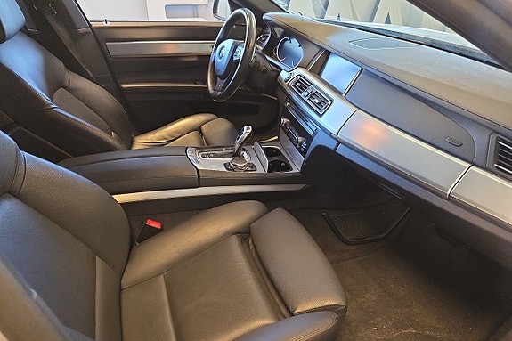 BMW 730 11 of 28