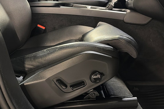Volvo XC90 28 of 30