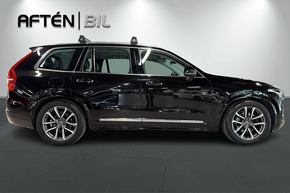 Volvo XC90 7 of 30