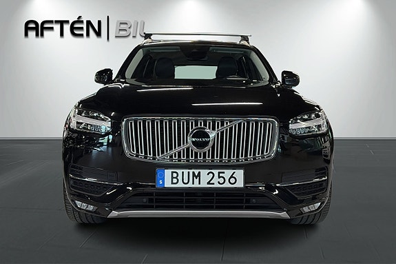 Volvo XC90 3 of 30