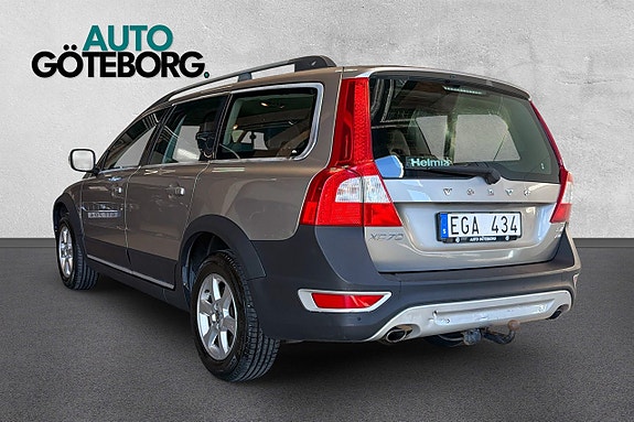 Volvo XC70 4 of 17