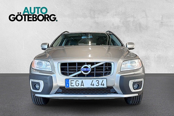 Volvo XC70 8 of 17