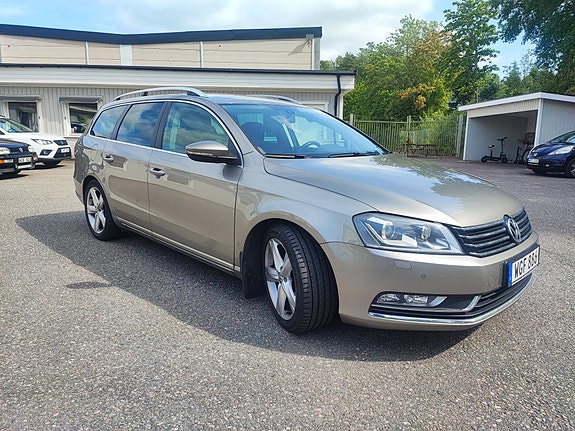 Volkswagen Passat 3 of 5