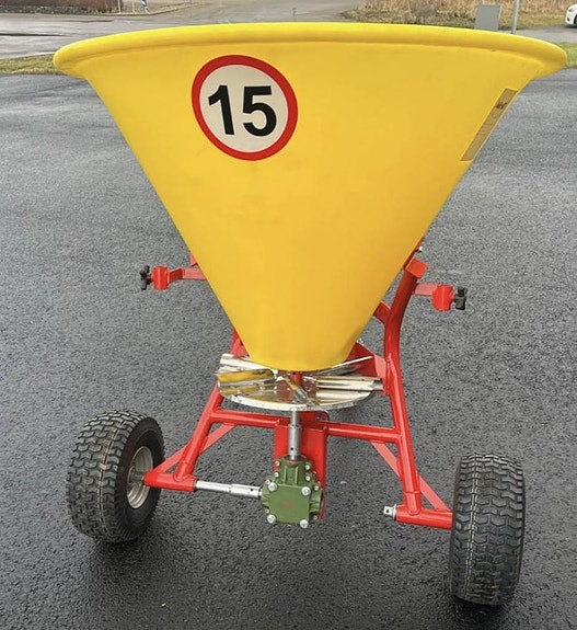 Bogserad spridare 300 liter 2 of 6