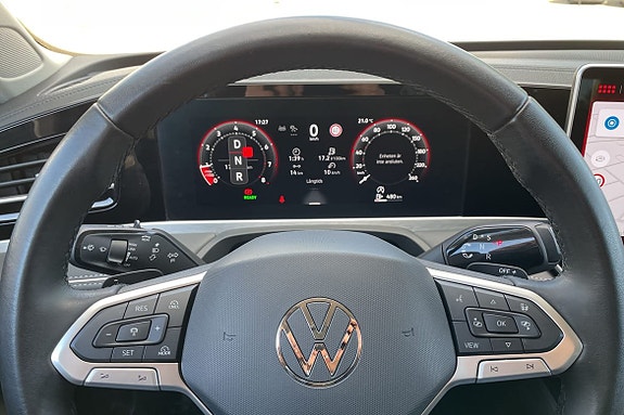 Volkswagen Passat 15 of 18