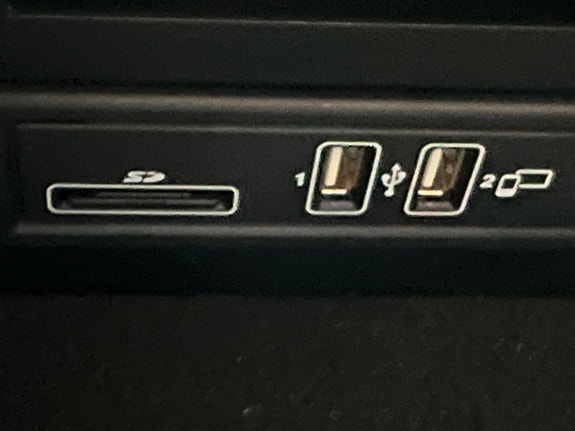 Mercedes-Benz E220 25 of 28