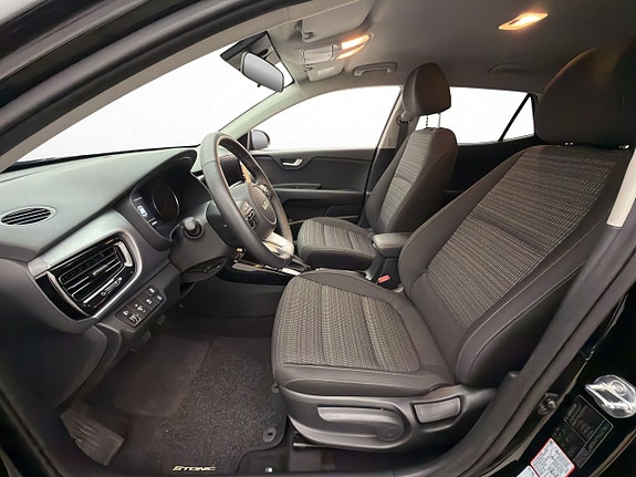 Kia Stonic 11 of 30