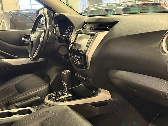 Nissan Navara 16 of 25