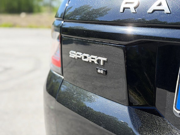 Land Rover Range Rover Sport 5 of 5