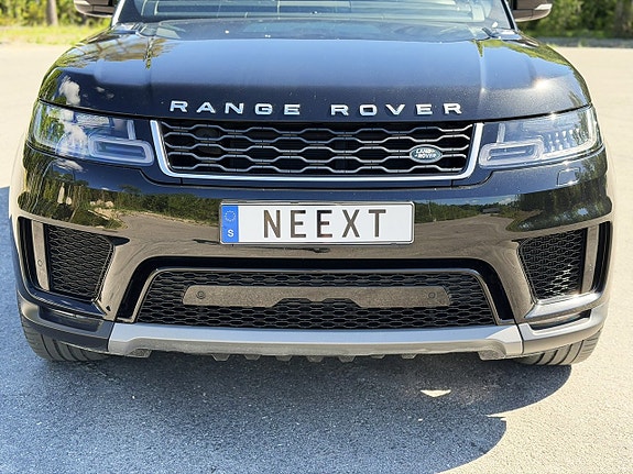 Land Rover Range Rover Sport 11 of 30