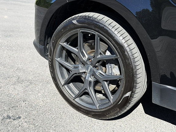 Land Rover Range Rover Sport 13 of 30