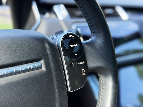 Land Rover Range Rover Sport 27 of 30