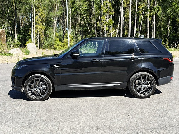 Land Rover Range Rover Sport 2 of 5