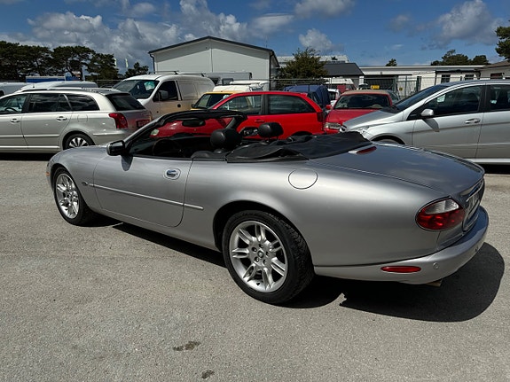 Jaguar XK 8 of 26